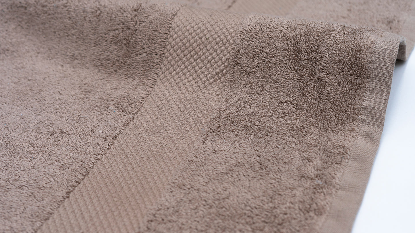 Brown The Essential Set