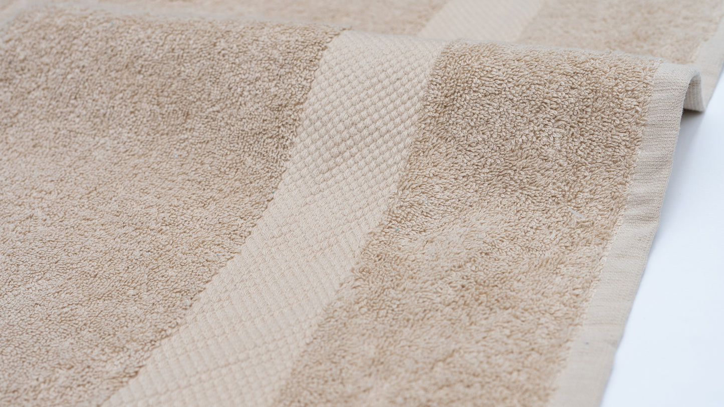 Beige The Essential Set