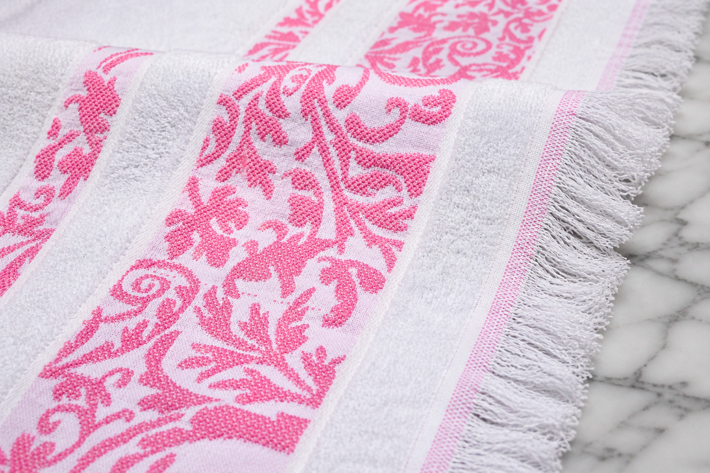 OrnaLux Towels